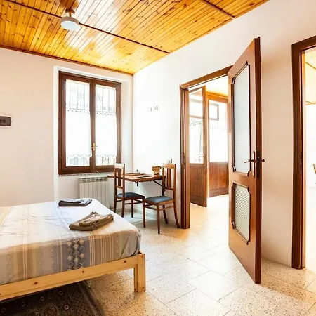Apartament Casa Elena Colico